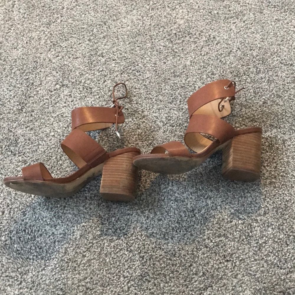 Same Edelman Block Heels - image 2